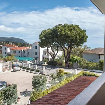 N196 - Numana, Delizioso Bilocale Con Giardino E Vista Mare Lejlighed