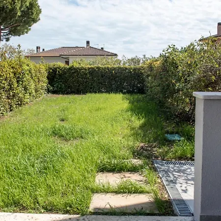 N196 - Numana, Delizioso Bilocale Con Giardino E Vista Mare